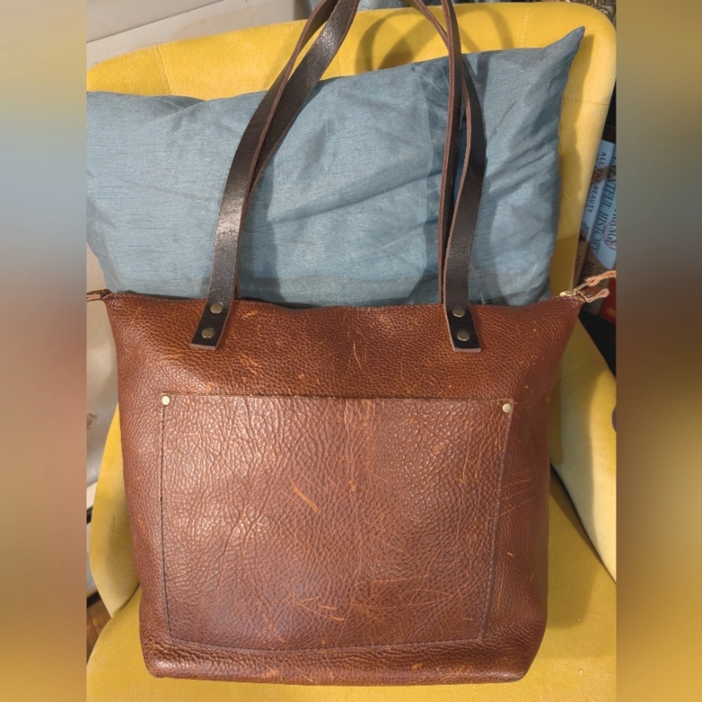 Portland Leather Medium Zippered Tote in Sedona (Brown) - Almost Perfect